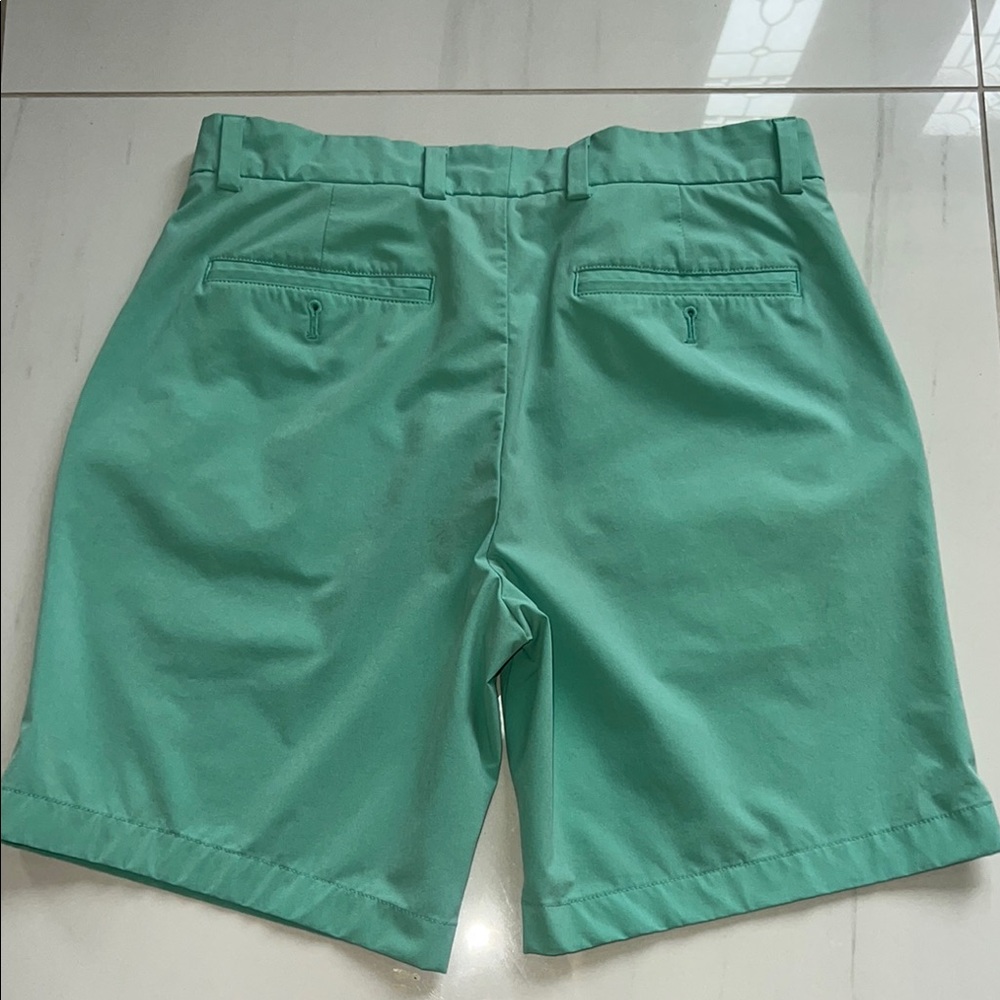 Vineyard Vines 8" Performance Breaker Short 10% Spandex Mint Green Size 30 - Picture 4 of 4